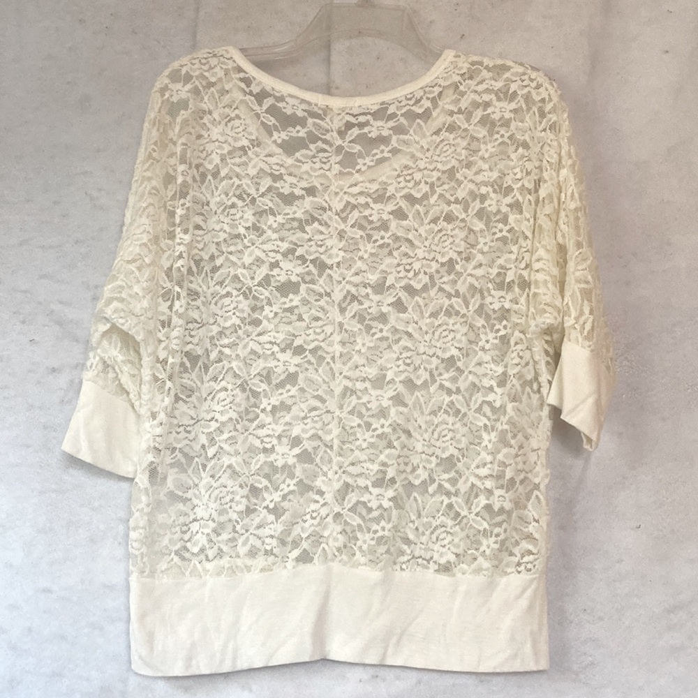 Bozzolo Cream Sexy Stretch Lace 3/4 Raglan Sleeve Top SZ L